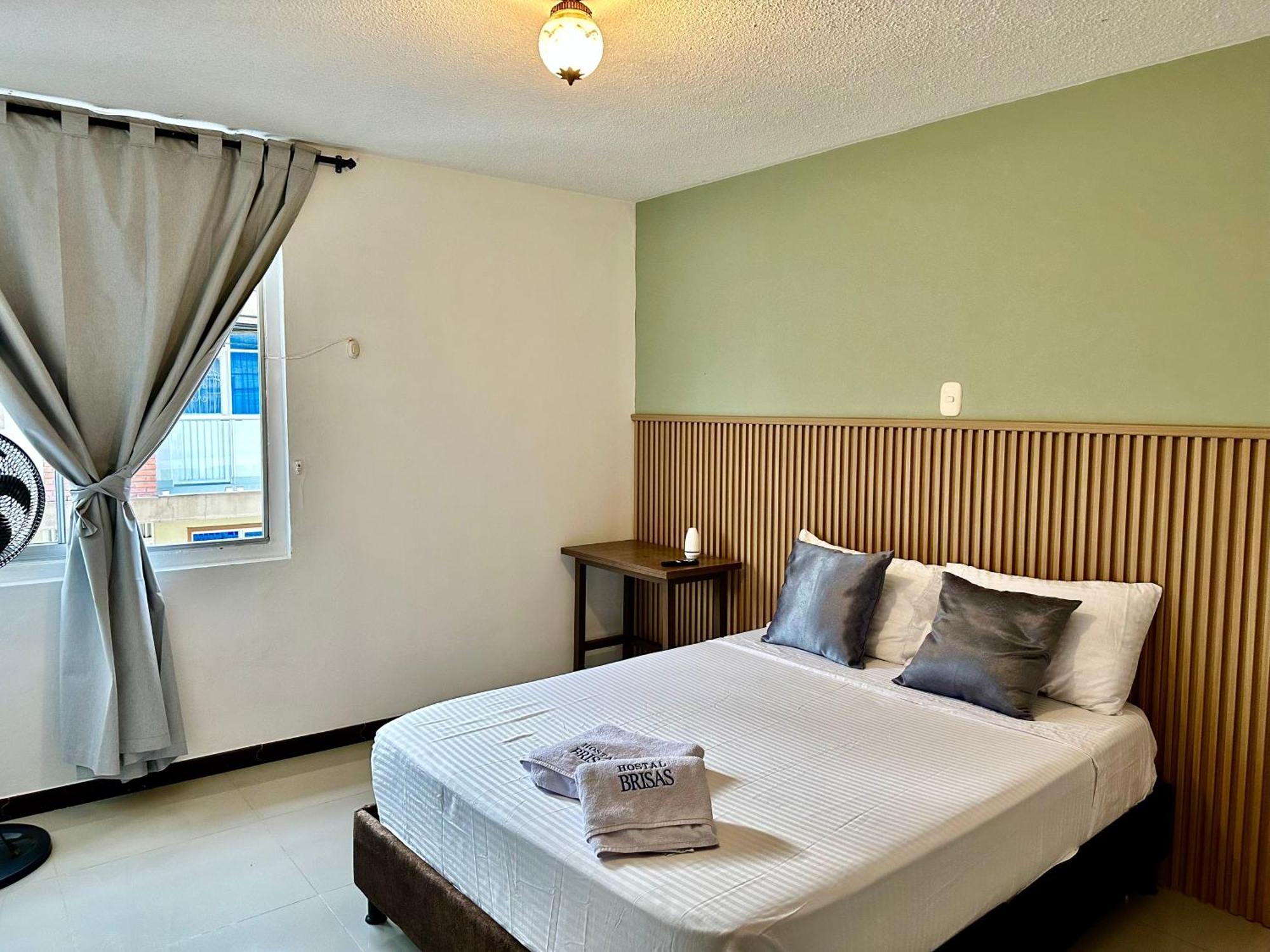 Hostel Brisas Del Nevado Ibague Bagian luar foto